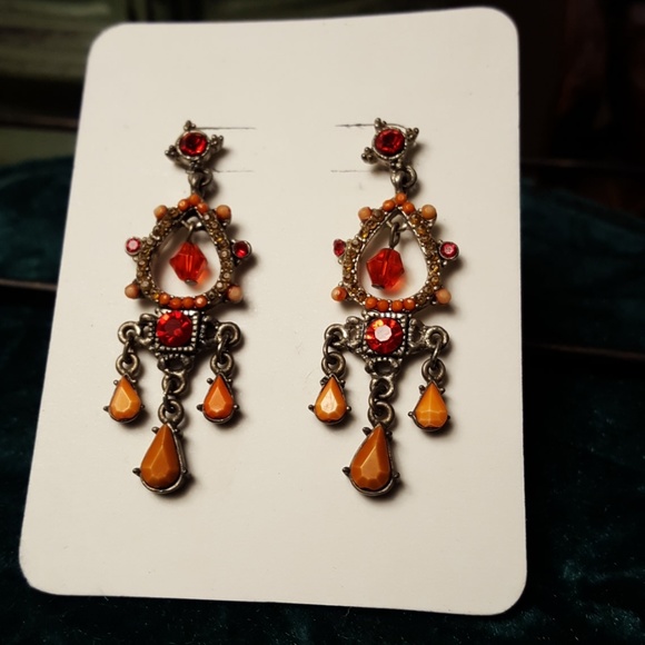 Jewelry - BOGO SALE - Adorable Royal Jewelry